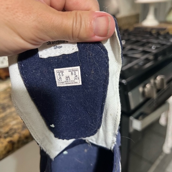 2 pairs of Vans size 8🛹💙💕 - Picture 12 of 12